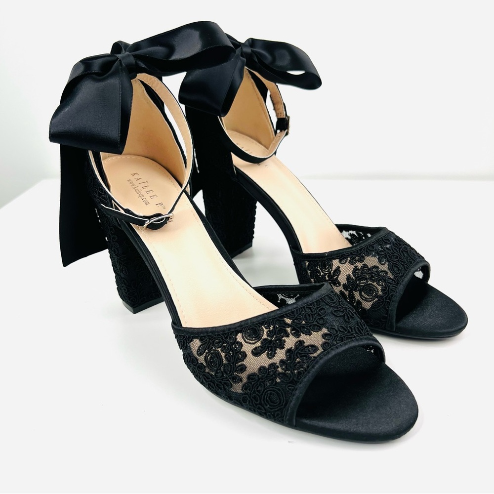 Kailee P Black Crochet Lace Faith Block Heel Evening Sandals Satin Back Bow NWT